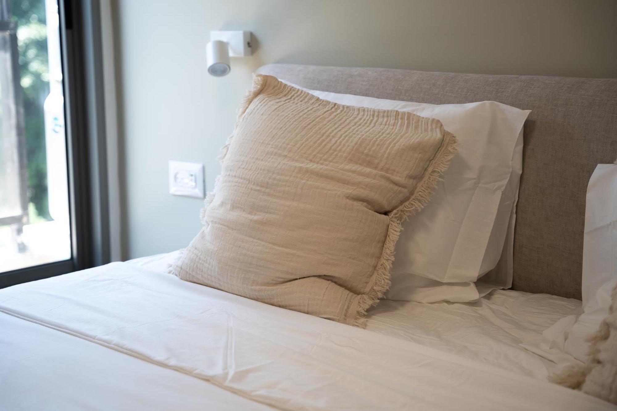 Dizengoff Deluxe Retreat
